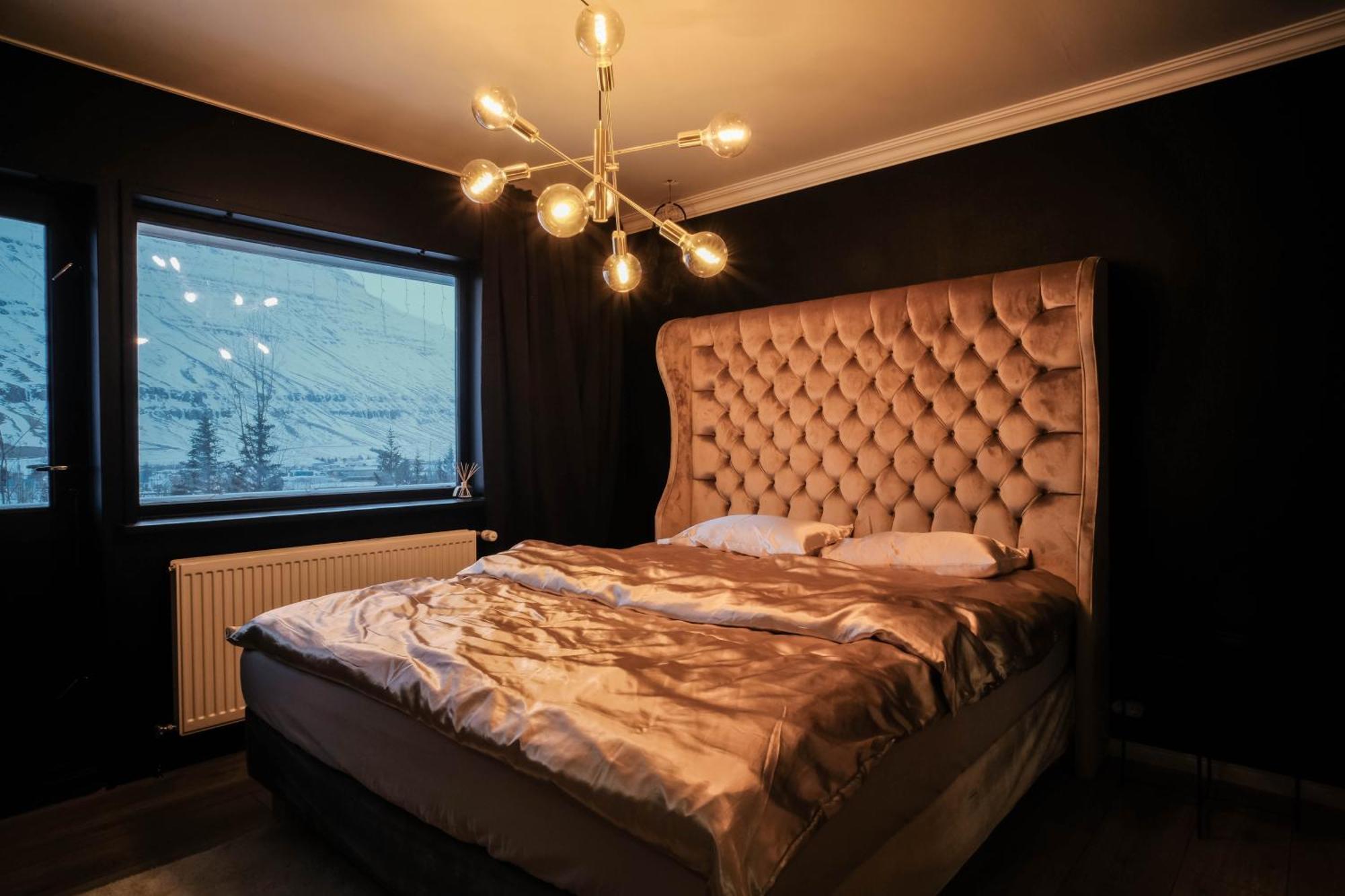 Seyðisfjörður Botnahlid Villa, Mountain And Town Views And Outdoor Sauna מראה חיצוני תמונה